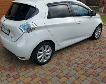 Белый Рено Зое, объемом двигателя 0 л и пробегом 96 тыс. км за 6600 $, фото 5 на Automoto.ua