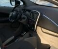Белый Рено Зое, объемом двигателя 0 л и пробегом 94 тыс. км за 6400 $, фото 5 на Automoto.ua