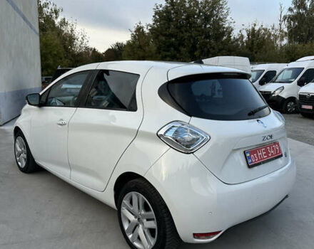 Белый Рено Зое, объемом двигателя 0 л и пробегом 75 тыс. км за 6700 $, фото 8 на Automoto.ua