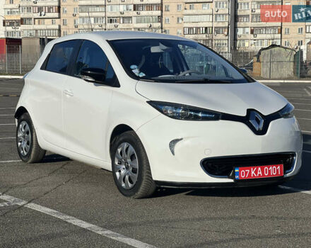Білий Рено Зое, об'ємом двигуна 0 л та пробігом 115 тис. км за 6550 $, фото 16 на Automoto.ua