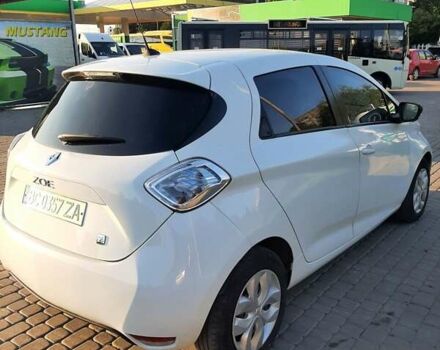 Белый Рено Зое, объемом двигателя 0 л и пробегом 177 тыс. км за 6350 $, фото 5 на Automoto.ua