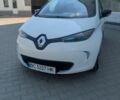 Белый Рено Зое, объемом двигателя 0 л и пробегом 136 тыс. км за 6000 $, фото 1 на Automoto.ua