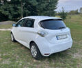 Белый Рено Зое, объемом двигателя 0 л и пробегом 123 тыс. км за 5300 $, фото 13 на Automoto.ua