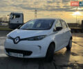 Білий Рено Зое, об'ємом двигуна 0 л та пробігом 77 тис. км за 5750 $, фото 6 на Automoto.ua