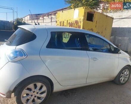 Рено Зое 2015 у Одесі на Automoto.ua Білий Рено Зое, об'ємом двигуна 0 л та пробігом 170 тис. км за 5000 $, фото 4 на Automoto.ua