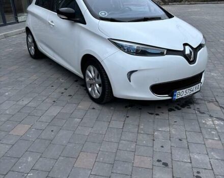 Білий Рено Зое, об'ємом двигуна 0 л та пробігом 124 тис. км за 6900 $, фото 1 на Automoto.ua