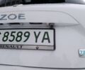 Белый Рено Зое, объемом двигателя 0 л и пробегом 96 тыс. км за 5999 $, фото 5 на Automoto.ua