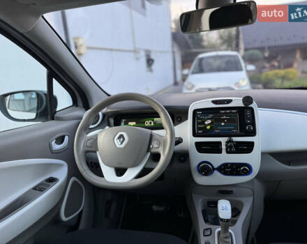Білий Рено Зое, об'ємом двигуна 0 л та пробігом 129 тис. км за 6499 $, фото 10 на Automoto.ua