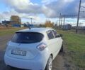 Белый Рено Зое, объемом двигателя 0 л и пробегом 150 тыс. км за 6400 $, фото 4 на Automoto.ua
