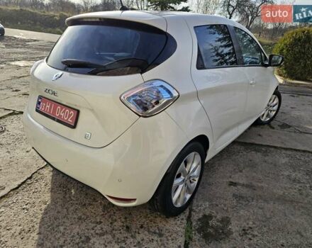 Белый Рено Зое, объемом двигателя 0 л и пробегом 99 тыс. км за 6700 $, фото 13 на Automoto.ua