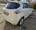 Белый Рено Зое, объемом двигателя 0 л и пробегом 99 тыс. км за 6700 $, фото 13 на Automoto.ua