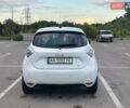 Рено Зое 2015 в Киеве на Automoto.ua Белый Рено Зое, объемом двигателя 0 л и пробегом 100 тыс. км за 8300 $, фото 5 на Automoto.ua
