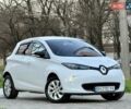 Белый Рено Зое, объемом двигателя 0 л и пробегом 147 тыс. км за 5999 $, фото 30 на Automoto.ua