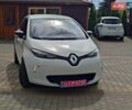 Белый Рено Зое, объемом двигателя 0 л и пробегом 60 тыс. км за 7555 $, фото 3 на Automoto.ua