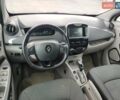 Білий Рено Зое, об'ємом двигуна 0 л та пробігом 110 тис. км за 6350 $, фото 15 на Automoto.ua