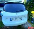 Белый Рено Зое, объемом двигателя 60 л и пробегом 97 тыс. км за 5999 $, фото 5 на Automoto.ua