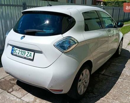 Белый Рено Зое, объемом двигателя 0 л и пробегом 100 тыс. км за 7300 $, фото 6 на Automoto.ua