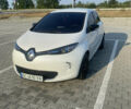 Белый Рено Зое, объемом двигателя 0 л и пробегом 125 тыс. км за 7500 $, фото 1 на Automoto.ua