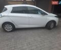 Белый Рено Зое, объемом двигателя 0 л и пробегом 105 тыс. км за 9300 $, фото 1 на Automoto.ua