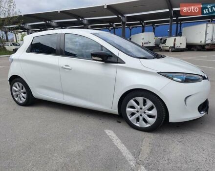 Білий Рено Зое, об'ємом двигуна 0 л та пробігом 110 тис. км за 6350 $, фото 5 на Automoto.ua