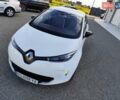 Белый Рено Зое, объемом двигателя 0 л и пробегом 167 тыс. км за 6150 $, фото 5 на Automoto.ua