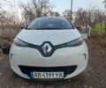 Белый Рено Зое, объемом двигателя 0 л и пробегом 152 тыс. км за 6800 $, фото 1 на Automoto.ua