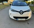 Белый Рено Зое, объемом двигателя 0 л и пробегом 119 тыс. км за 6900 $, фото 11 на Automoto.ua