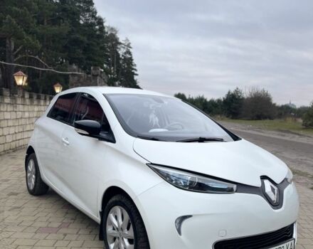 Белый Рено Зое, объемом двигателя 0 л и пробегом 107 тыс. км за 6400 $, фото 1 на Automoto.ua