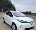 Белый Рено Зое, объемом двигателя 0 л и пробегом 107 тыс. км за 6400 $, фото 1 на Automoto.ua