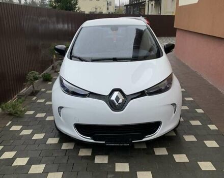 Білий Рено Зое, об'ємом двигуна 0 л та пробігом 68 тис. км за 5800 $, фото 8 на Automoto.ua