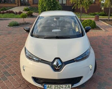 Білий Рено Зое, об'ємом двигуна 0 л та пробігом 100 тис. км за 11999 $, фото 13 на Automoto.ua