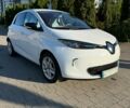 Белый Рено Зое, объемом двигателя 0 л и пробегом 122 тыс. км за 6500 $, фото 1 на Automoto.ua