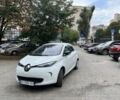 Белый Рено Зое, объемом двигателя 0 л и пробегом 102 тыс. км за 6820 $, фото 1 на Automoto.ua