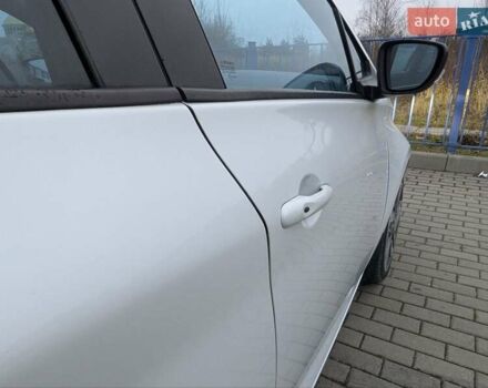 Білий Рено Зое, об'ємом двигуна 0 л та пробігом 85 тис. км за 6995 $, фото 27 на Automoto.ua