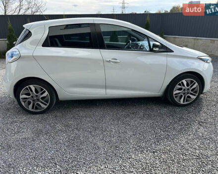 Рено Зое 2015 у Тернополі на Automoto.ua Білий Рено Зое, об'ємом двигуна 0 л та пробігом 159 тис. км за 6400 $, фото 1 на Automoto.ua