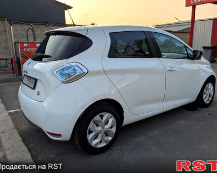 Білий Рено Зое, об'ємом двигуна 0 л та пробігом 59 тис. км за 7999 $, фото 2 на Automoto.ua