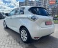 Белый Рено Зое, объемом двигателя 0 л и пробегом 180 тыс. км за 6899 $, фото 9 на Automoto.ua