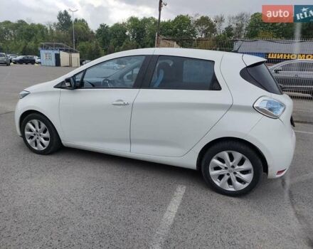 Білий Рено Зое, об'ємом двигуна 0 л та пробігом 110 тис. км за 6350 $, фото 12 на Automoto.ua