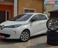 Белый Рено Зое, объемом двигателя 0 л и пробегом 60 тыс. км за 7555 $, фото 1 на Automoto.ua