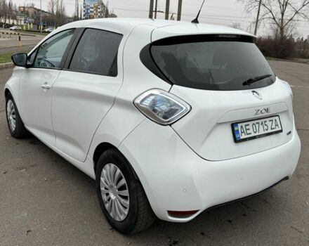 Белый Рено Зое, объемом двигателя 0 л и пробегом 110 тыс. км за 5800 $, фото 6 на Automoto.ua