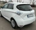Белый Рено Зое, объемом двигателя 0 л и пробегом 110 тыс. км за 5800 $, фото 6 на Automoto.ua