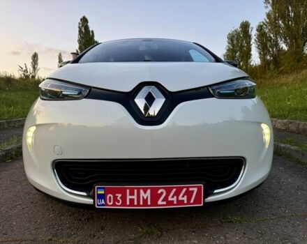 Белый Рено Зое, объемом двигателя 0 л и пробегом 116 тыс. км за 6944 $, фото 10 на Automoto.ua