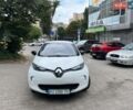 Белый Рено Зое, объемом двигателя 0 л и пробегом 102 тыс. км за 6800 $, фото 1 на Automoto.ua