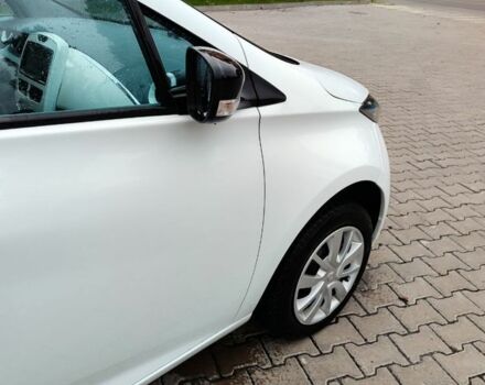 Білий Рено Зое, об'ємом двигуна 0 л та пробігом 98 тис. км за 5866 $, фото 11 на Automoto.ua