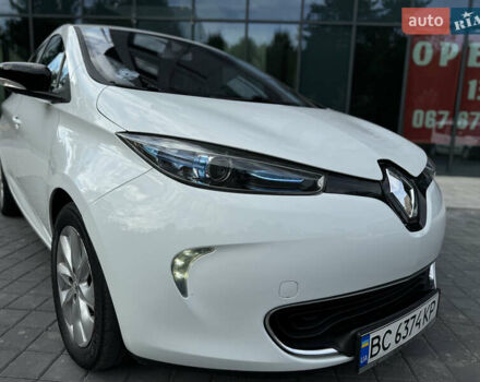 Білий Рено Зое, об'ємом двигуна 0 л та пробігом 127 тис. км за 6799 $, фото 4 на Automoto.ua