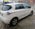 Белый Рено Зое, объемом двигателя 0 л и пробегом 145 тыс. км за 8200 $, фото 3 на Automoto.ua