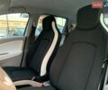 Білий Рено Зое, об'ємом двигуна 0 л та пробігом 90 тис. км за 6499 $, фото 12 на Automoto.ua