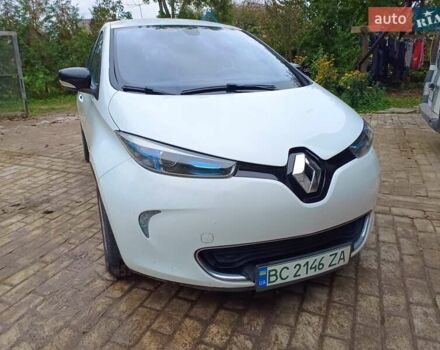 Белый Рено Зое, объемом двигателя 0 л и пробегом 231 тыс. км за 5900 $, фото 6 на Automoto.ua