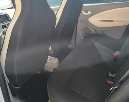 Білий Рено Зое, об'ємом двигуна 0 л та пробігом 92 тис. км за 6400 $, фото 7 на Automoto.ua