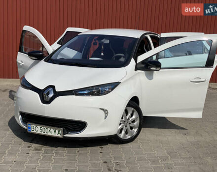 Белый Рено Зое, объемом двигателя 0 л и пробегом 93 тыс. км за 7150 $, фото 1 на Automoto.ua